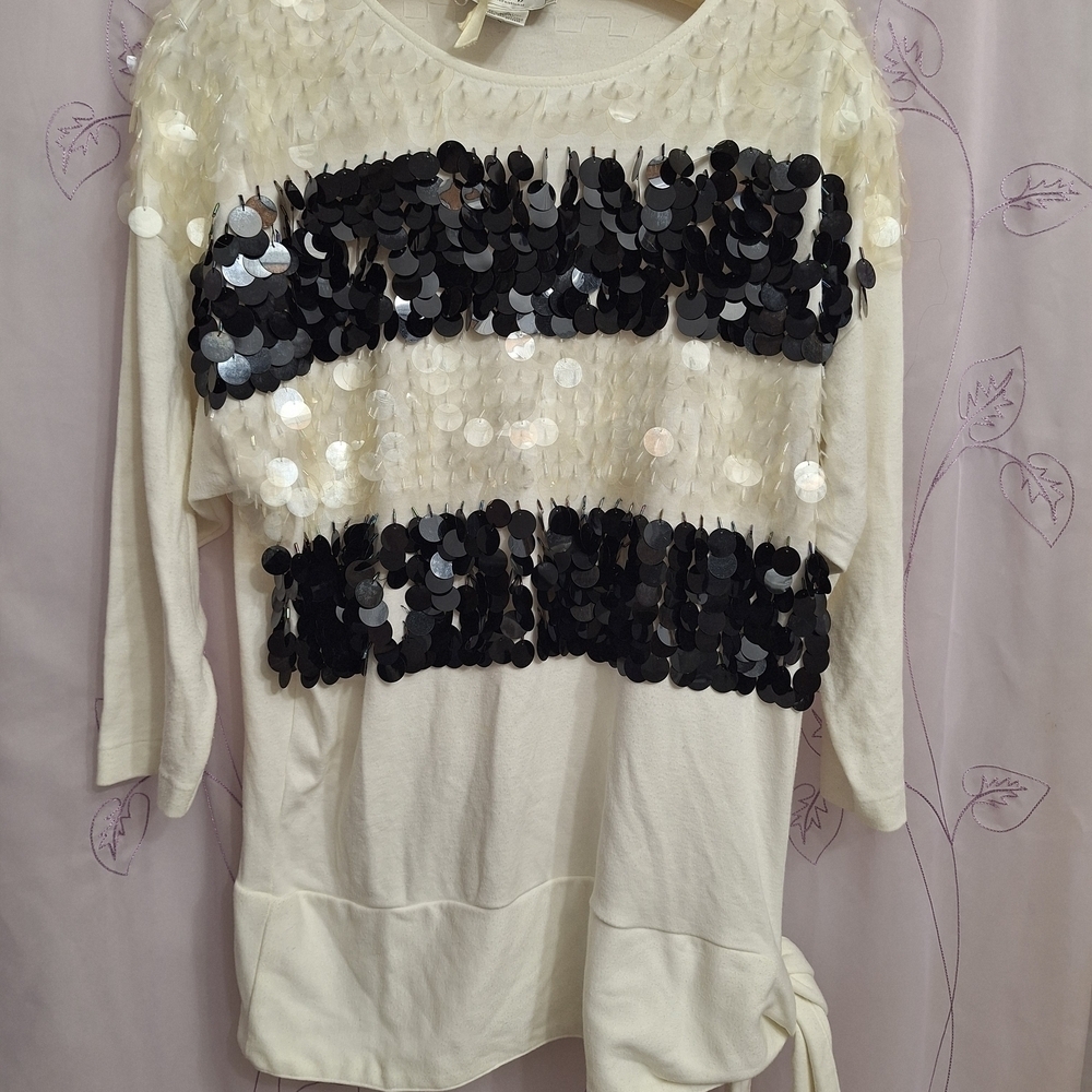 Chic Sequin Black and White Sweater